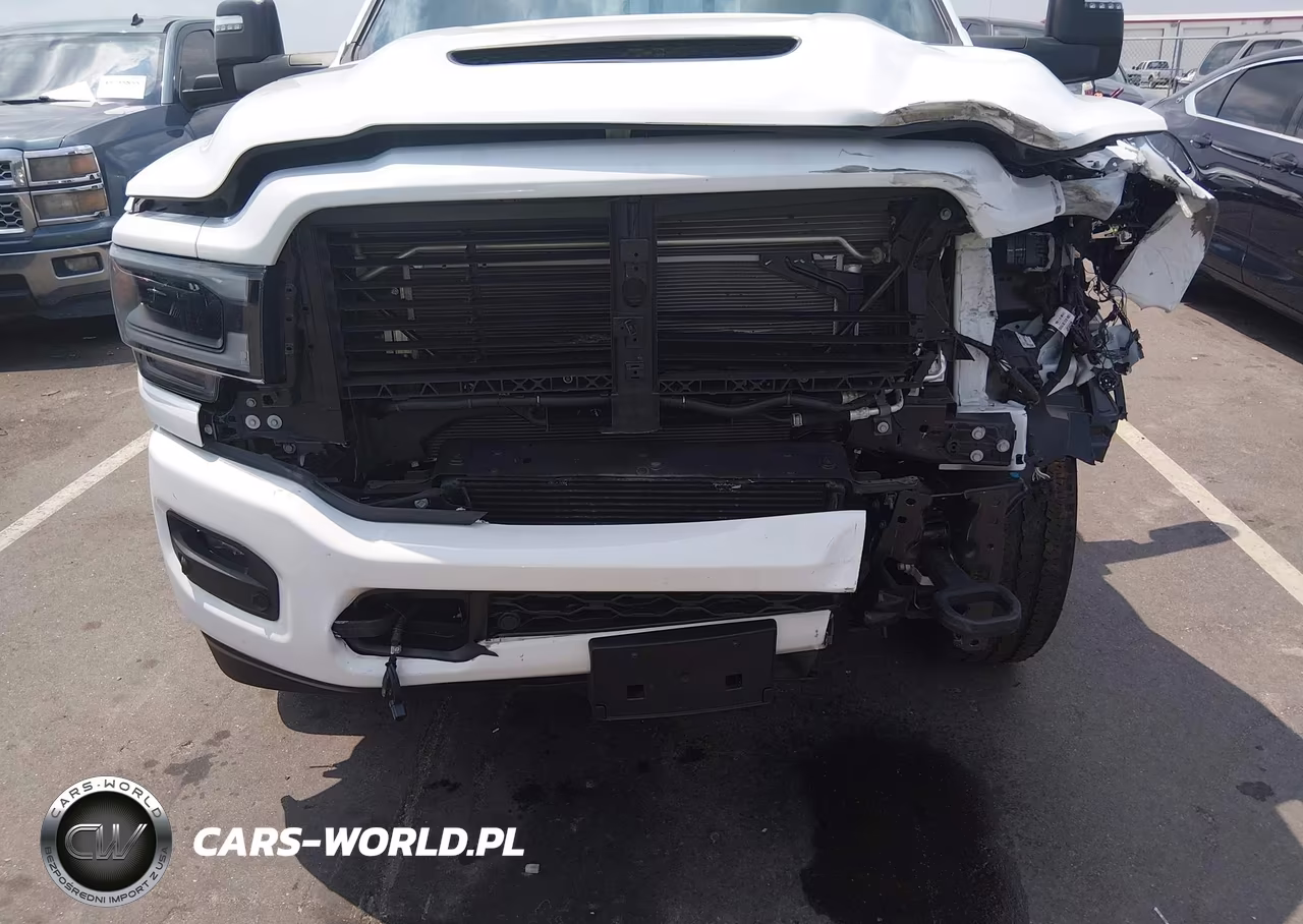 2024 Ram 3500 Laramie 4X4 6'4 Box VIN:3C63R3EL0RG222190 - 11