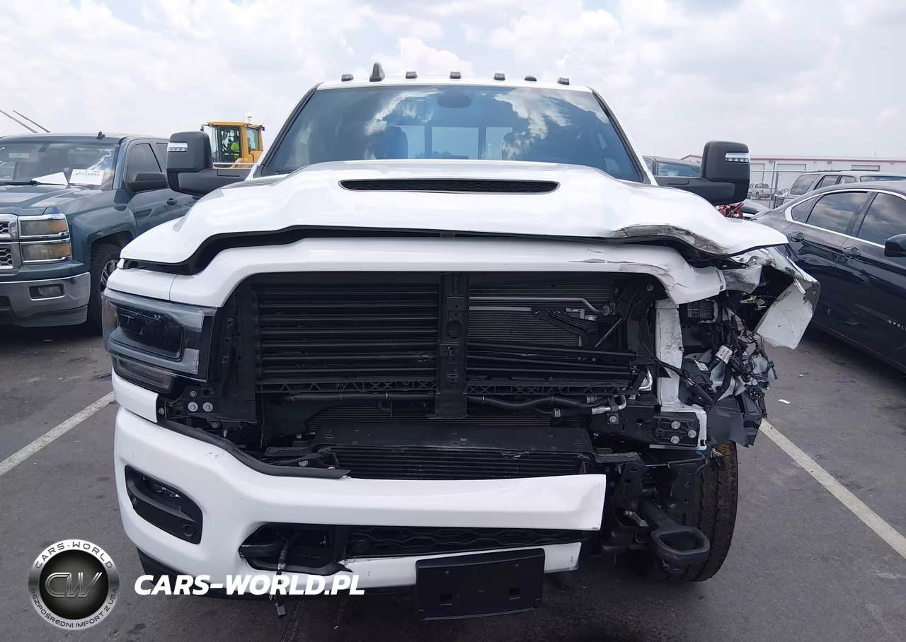 2024 Ram 3500 Laramie 4X4 6'4 Box VIN:3C63R3EL0RG222190 - 12