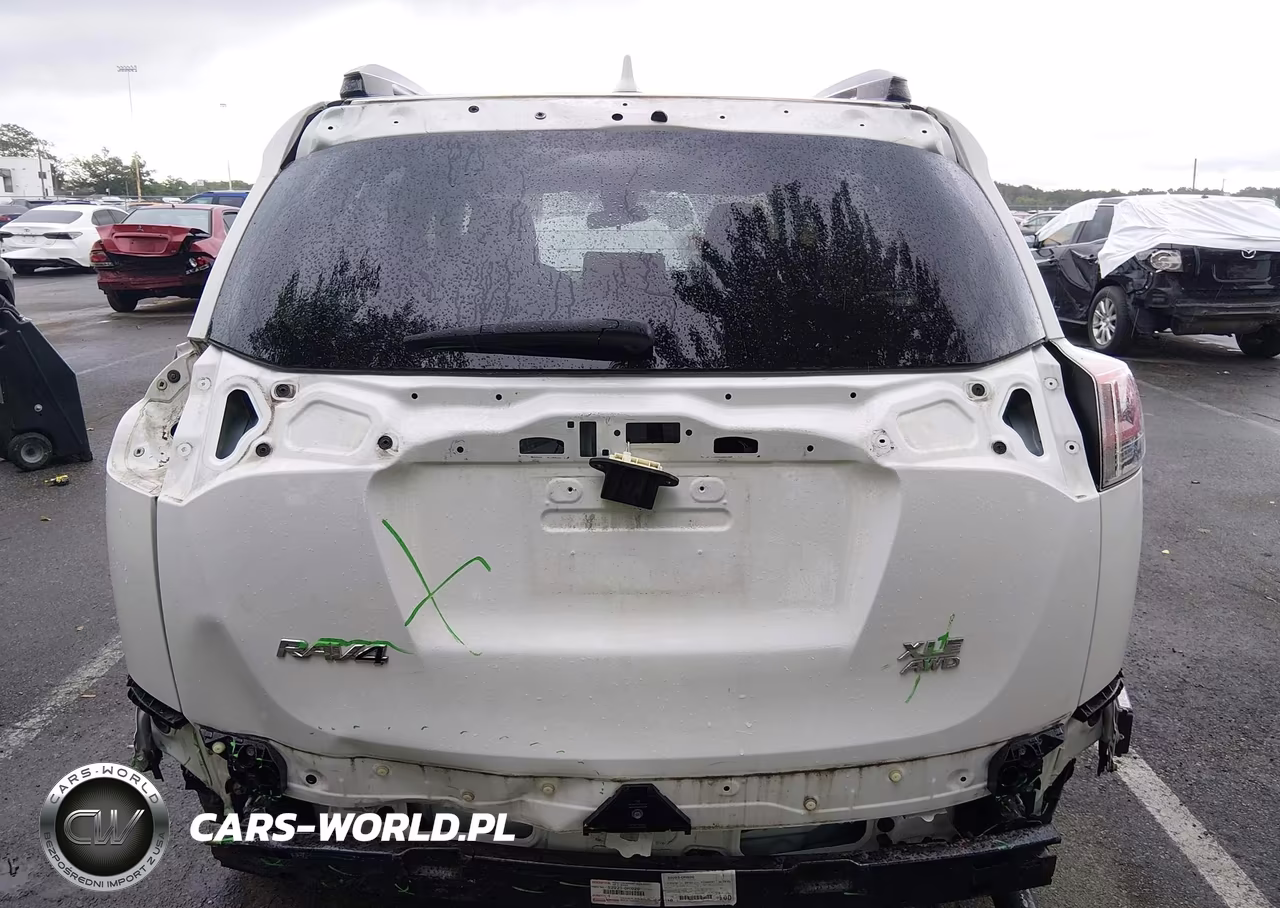 2018 Toyota Rav4 Xle VIN:JTMRFREV2JD234133 - 16