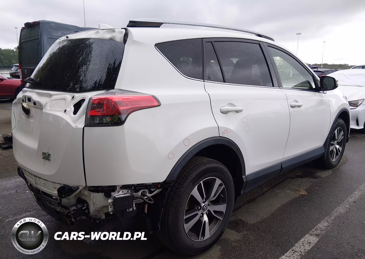 2018 Toyota Rav4 Xle VIN:JTMRFREV2JD234133 - 4