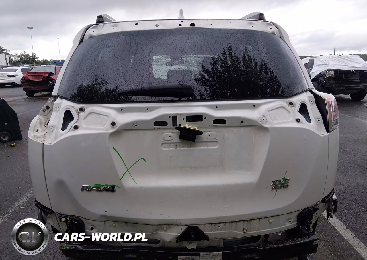 2018 Toyota Rav4 Xle VIN:JTMRFREV2JD234133 - 6