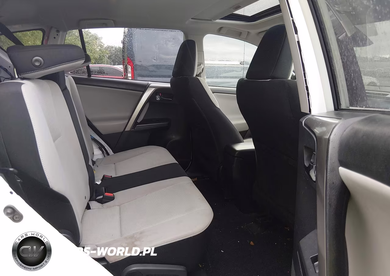 2018 Toyota Rav4 Xle VIN:JTMRFREV2JD234133 - 8