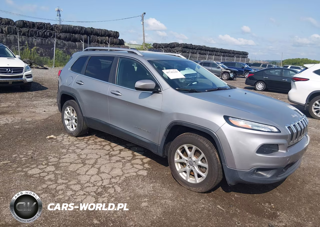 2015 Jeep Cherokee Latitude – zdjęcie 1 z 16