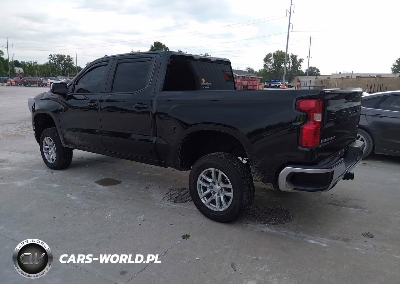 2019 Chevrolet Silverado 1500 Lt VIN:3GCUYDED3KG102811 - 3