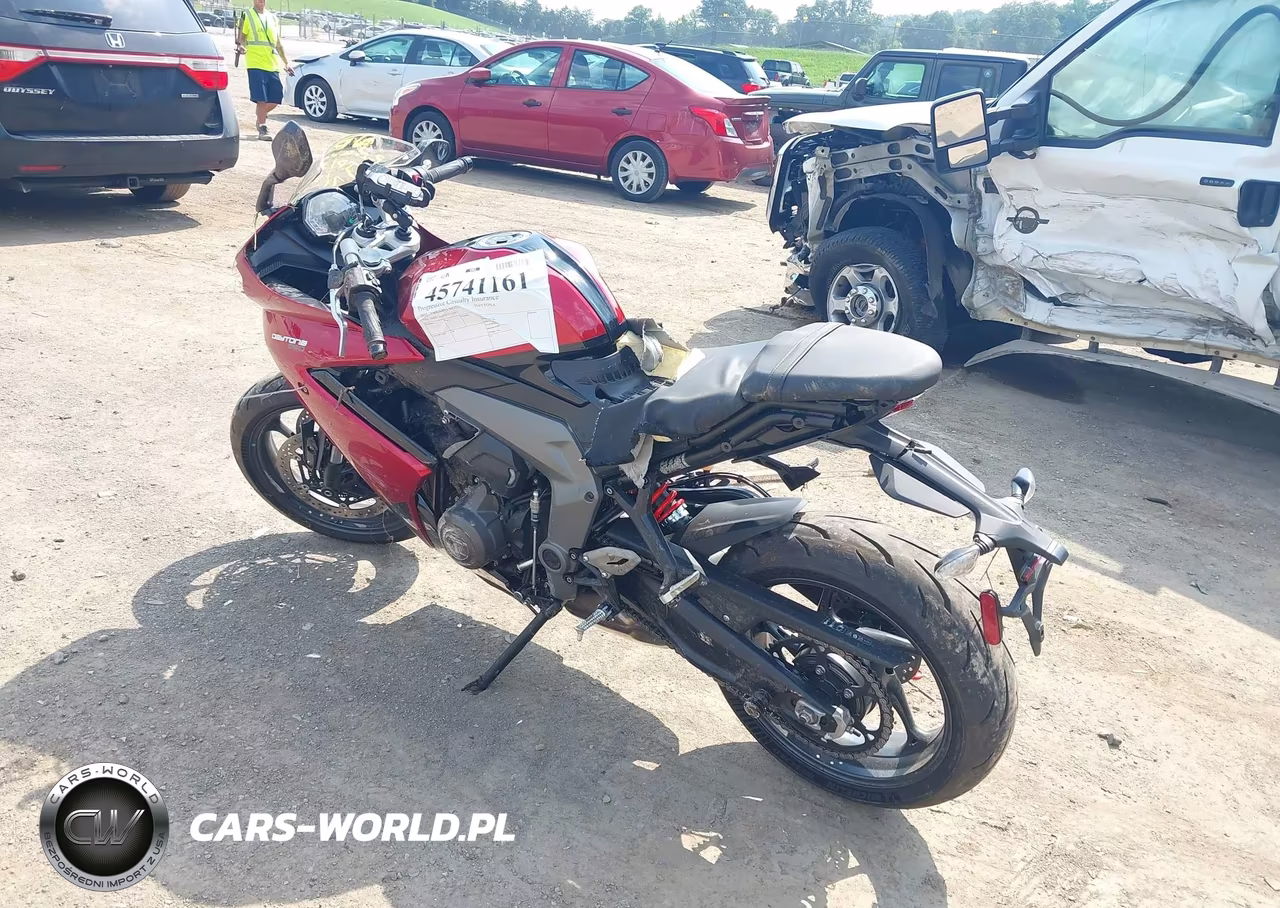 2025 Triumph Motorcycle Daytona 660 VIN:SMTL23UF1STCC5097 - 3