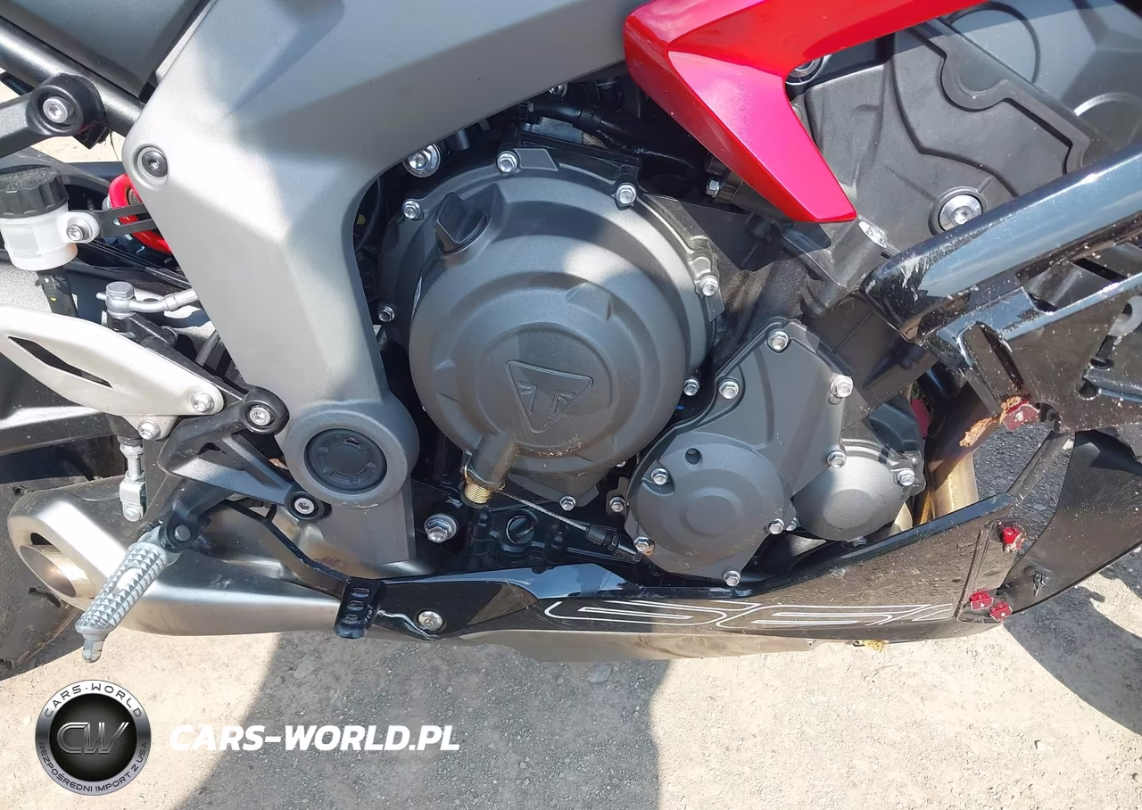 2025 Triumph Motorcycle Daytona 660 VIN:SMTL23UF1STCC5097 - 8