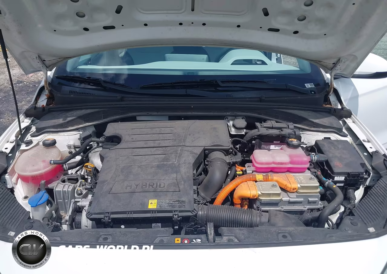 2020 Hyundai Ioniq Hybrid Blue VIN:KMHC65LC6LU235252 - 10