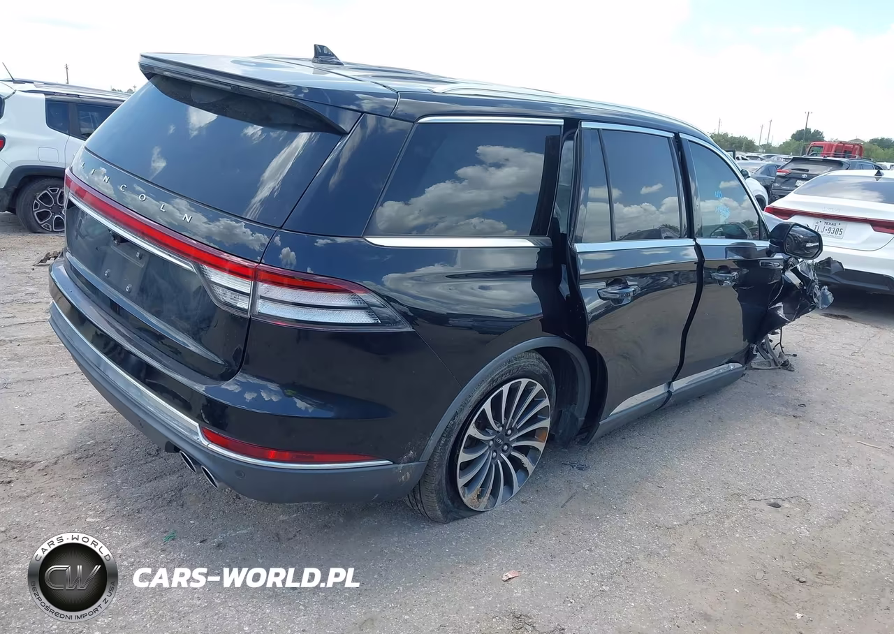 2021 Lincoln Aviator Reserve VIN:5LM5J7WC3MGL10341 - 4