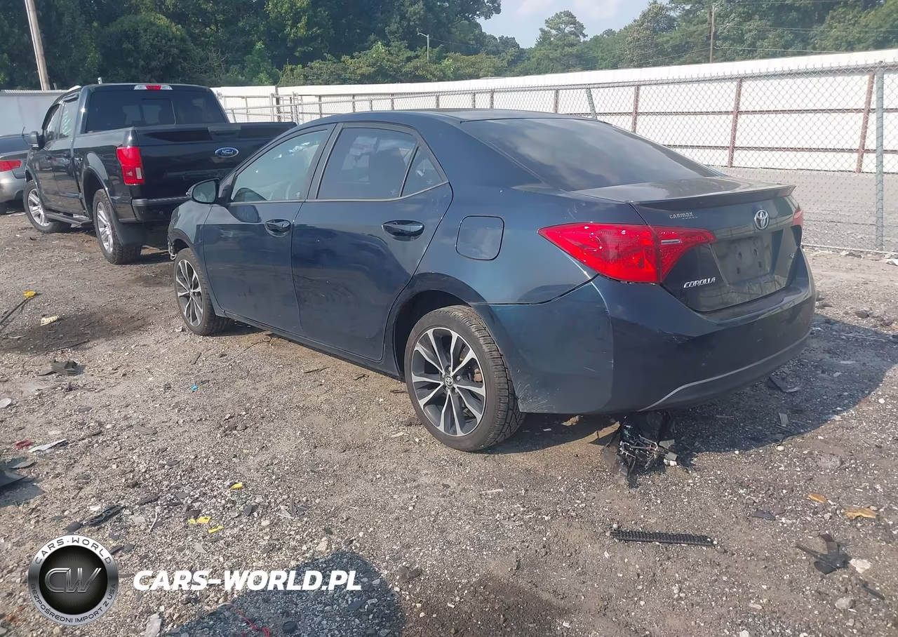 2017 Toyota Corolla Se VIN:2T1BURHE2HC801645 - 3