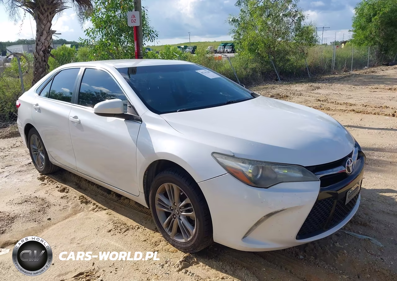 2017 Toyota Camry Se – zdjęcie 1 z 17
