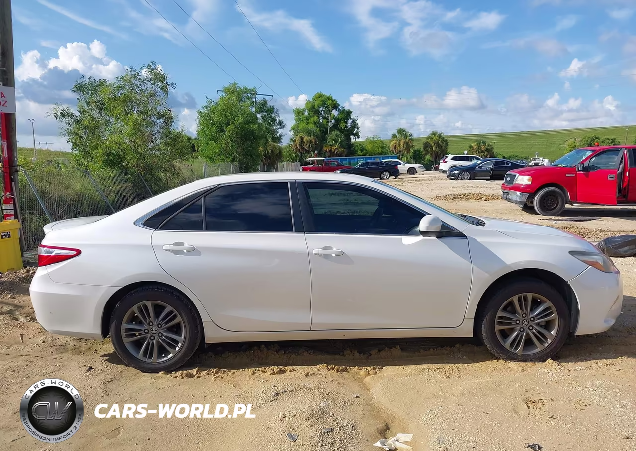 2017 Toyota Camry Se VIN:4T1BF1FK6HU426412 - 13