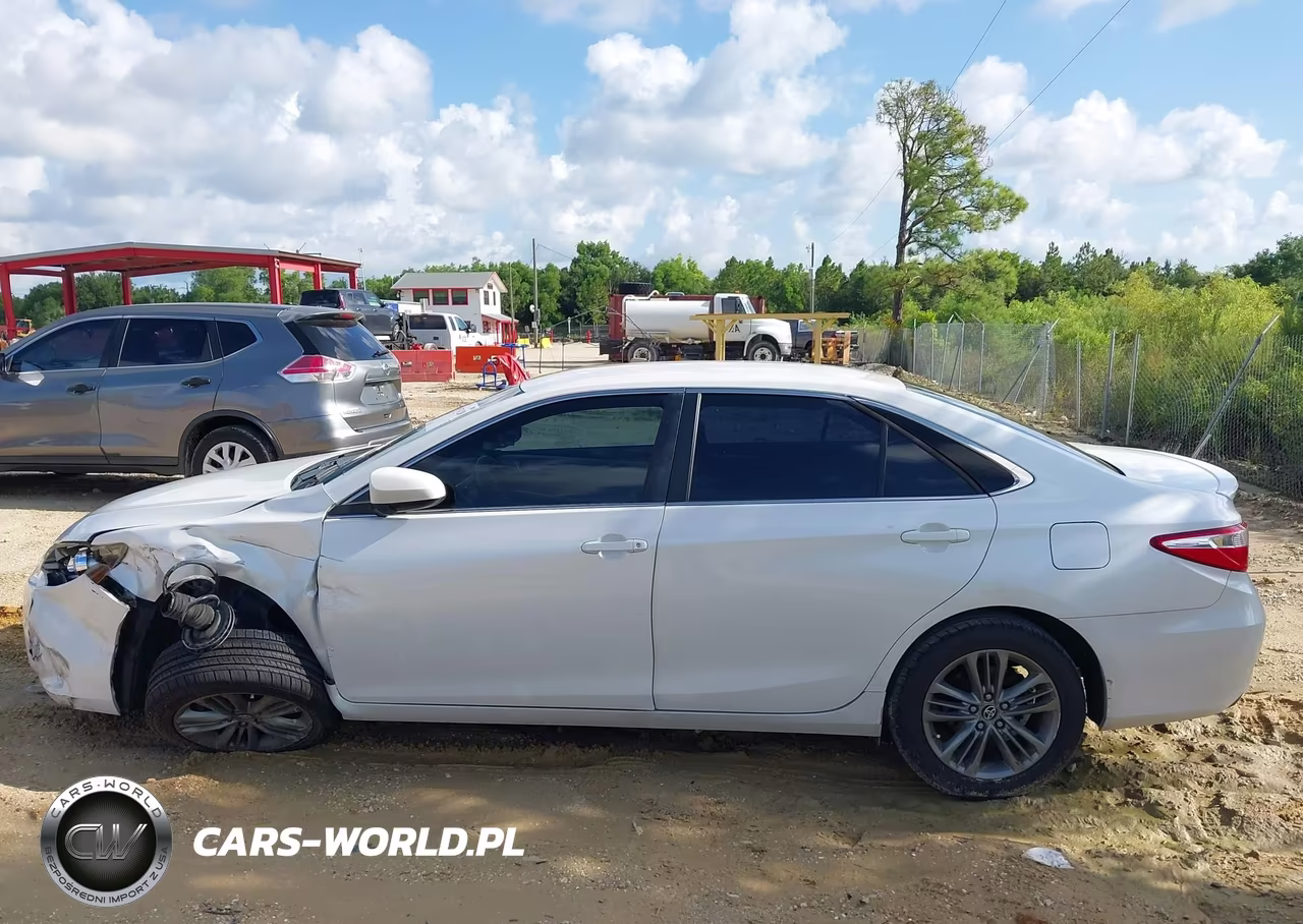 2017 Toyota Camry Se VIN:4T1BF1FK6HU426412 - 14