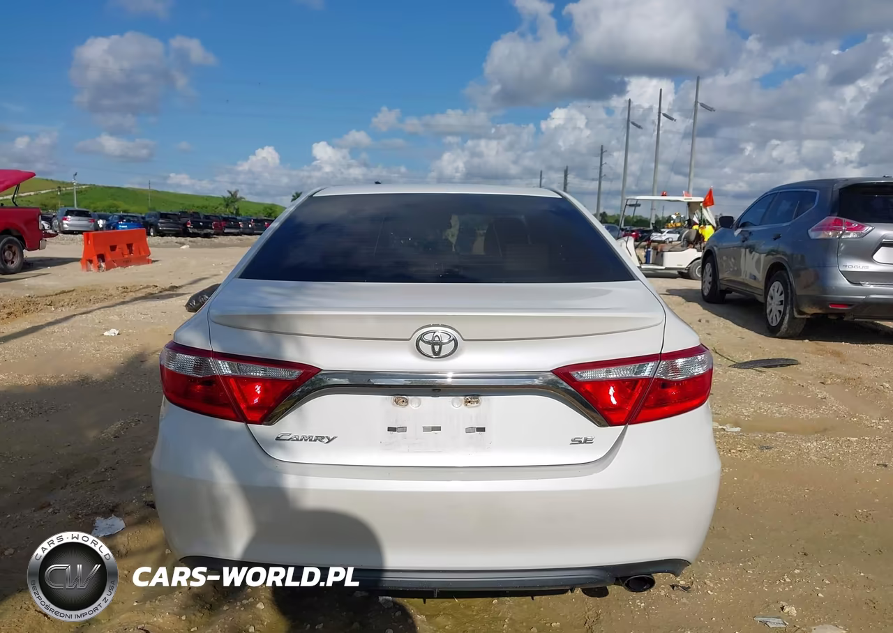 2017 Toyota Camry Se VIN:4T1BF1FK6HU426412 - 16