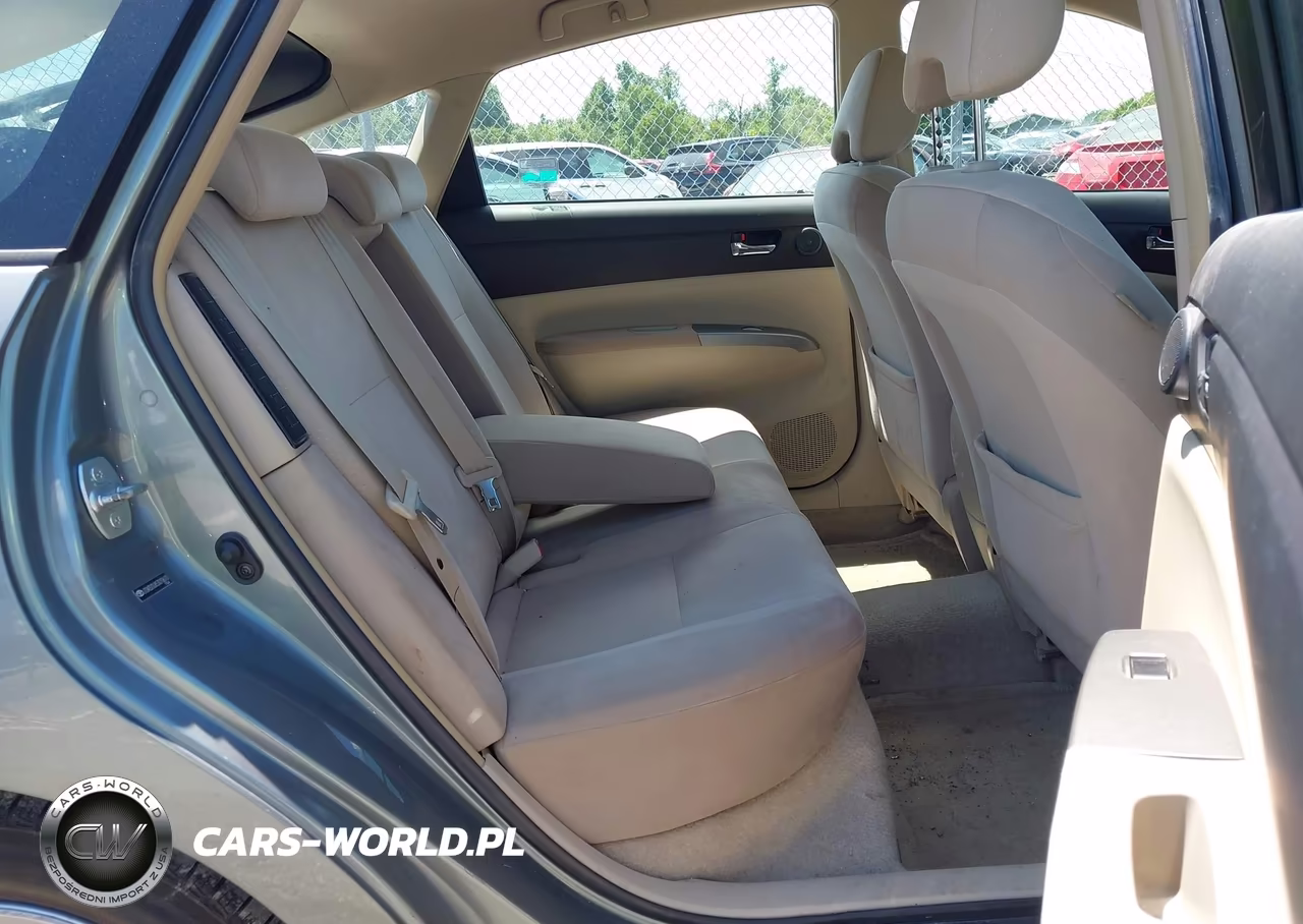 2005 Toyota Prius VIN:JTDKB20UX53010610 - 8