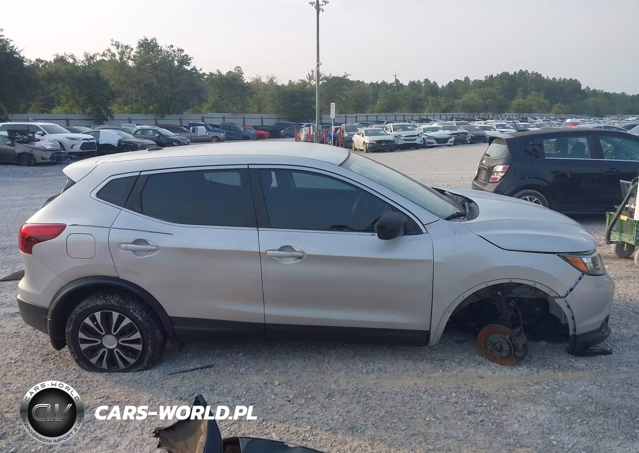 2017 Nissan Rogue Sport S VIN:JN1BJ1CPXHW001494 - 13