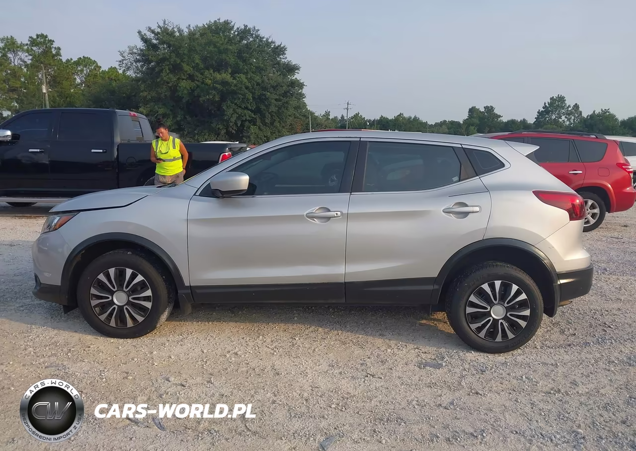 2017 Nissan Rogue Sport S VIN:JN1BJ1CPXHW001494 - 14