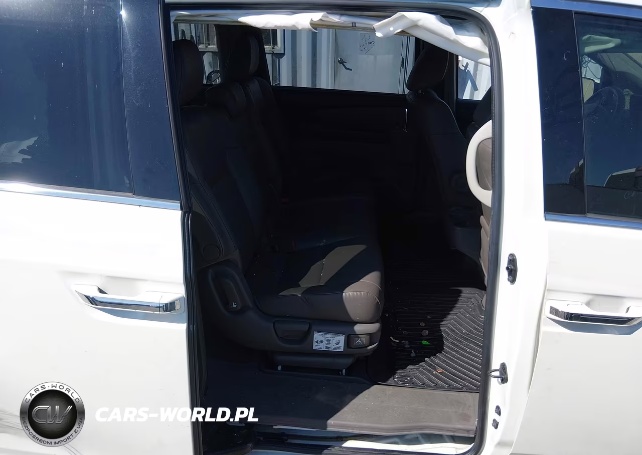 2015 Honda Odyssey Touring-Touring Elite VIN:5FNRL5H97FB016821 - 8