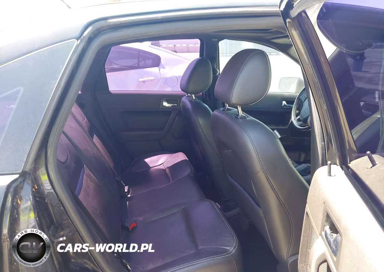 2008 Ford Focus Se-Ses VIN:1FAHP35N88W170304 - 8