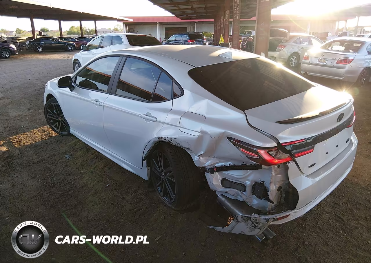 2026 Toyota Camry Xse VIN:4T1DAACK7TU761330 - 3