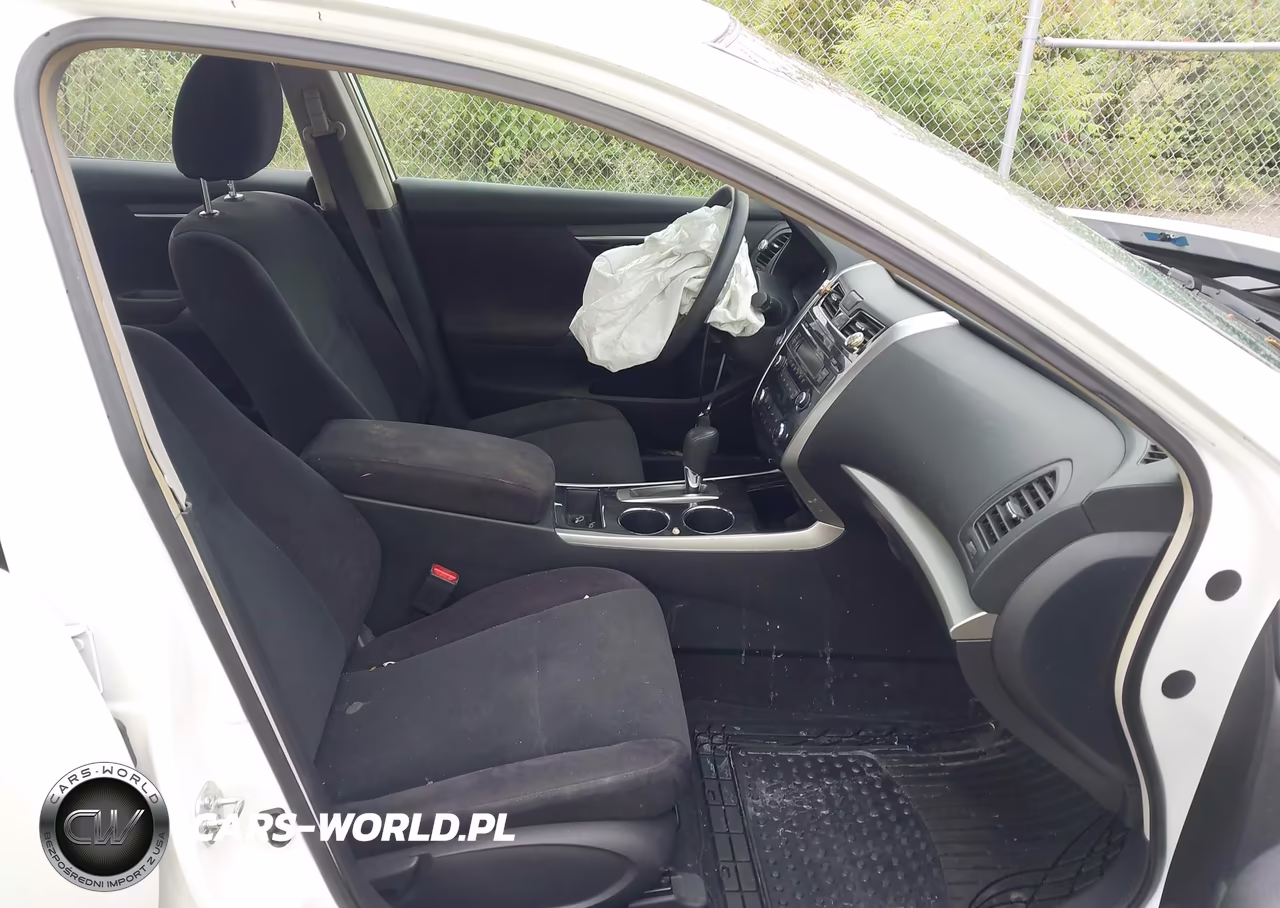 2013 Nissan Altima 2.5 S VIN:1N4AL3AP7DN530831 - 5