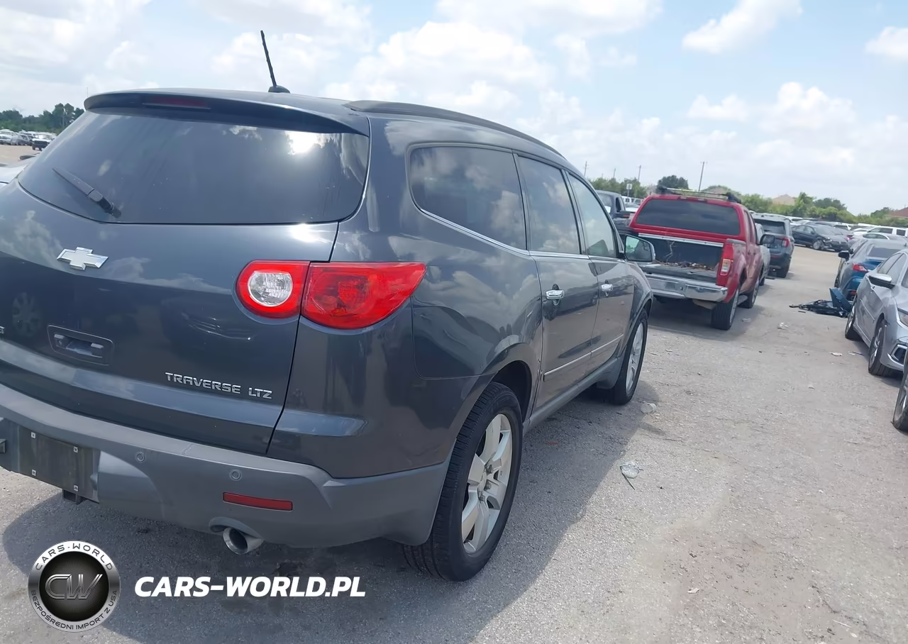 2010 Chevrolet Traverse Ltz VIN:1GNLRHED4AS104498 - 4