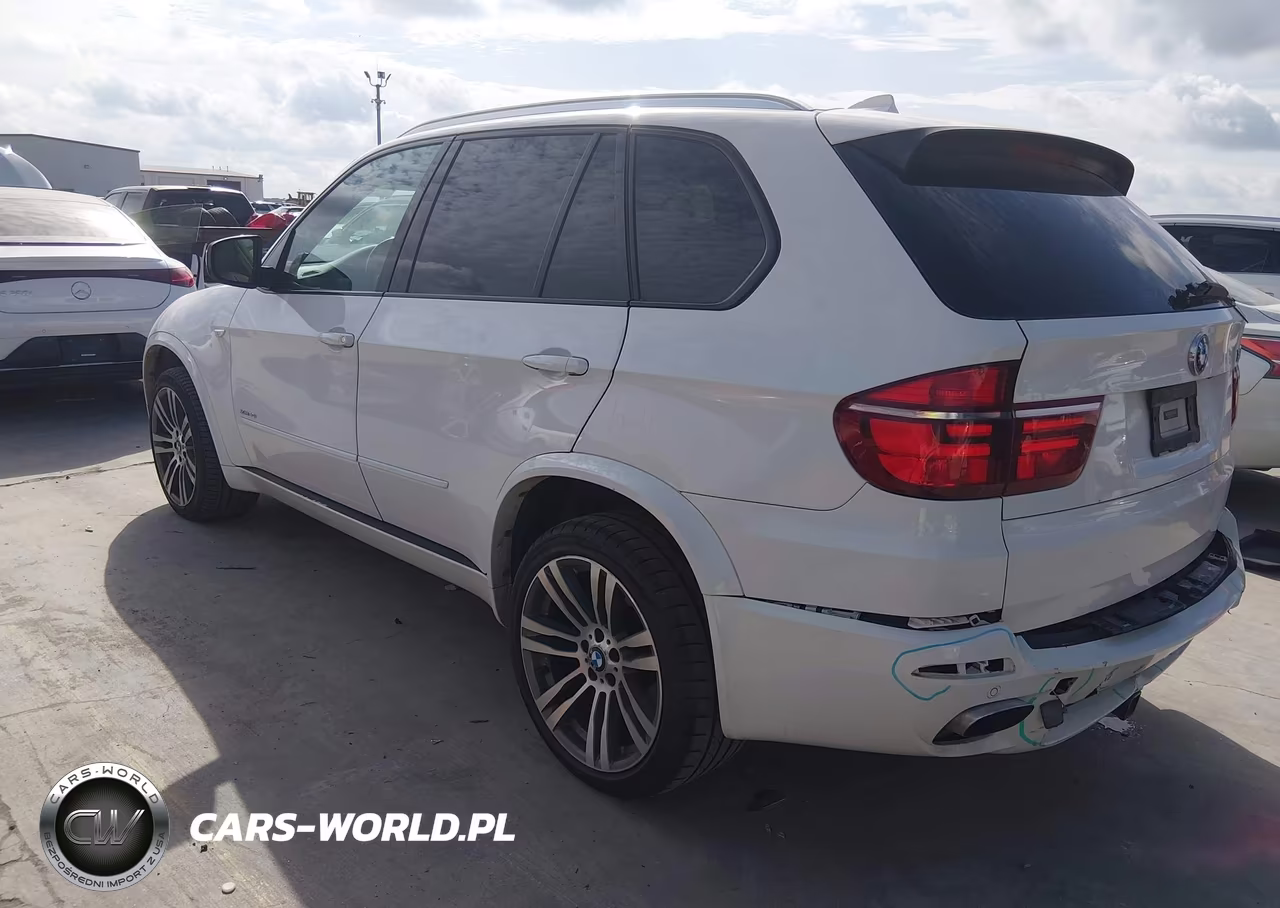 2012 BMW X5 xDrive50I VIN:5UXZV8C56CL425173 - 3