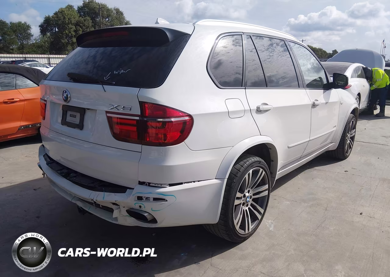 2012 BMW X5 xDrive50I VIN:5UXZV8C56CL425173 - 4
