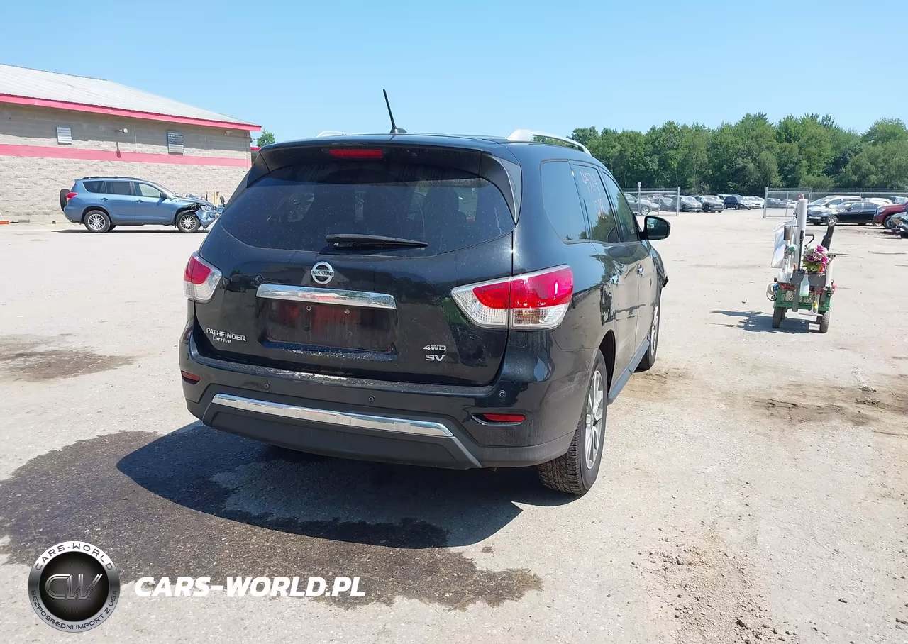 2016 Nissan Pathfinder Platinum-S-Sl-Sv VIN:5N1AR2MM4GC647217 - 4