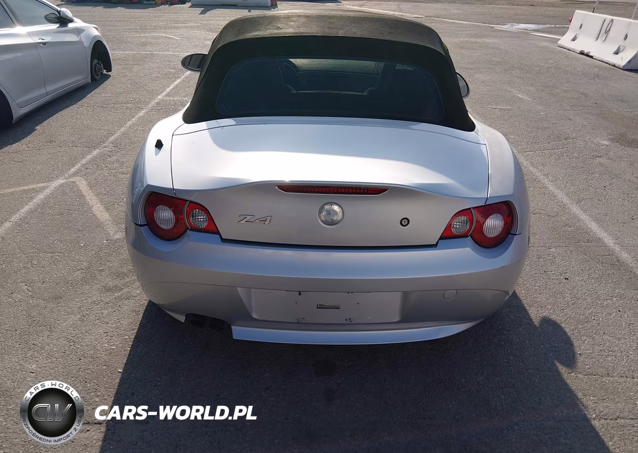 2005 BMW Z4 2.5I VIN:4USBT33505LS53800 - 16