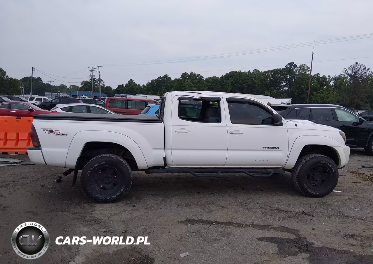 2007 Toyota Tacoma Base V6 VIN:3TMMU52N17M004335 - 13