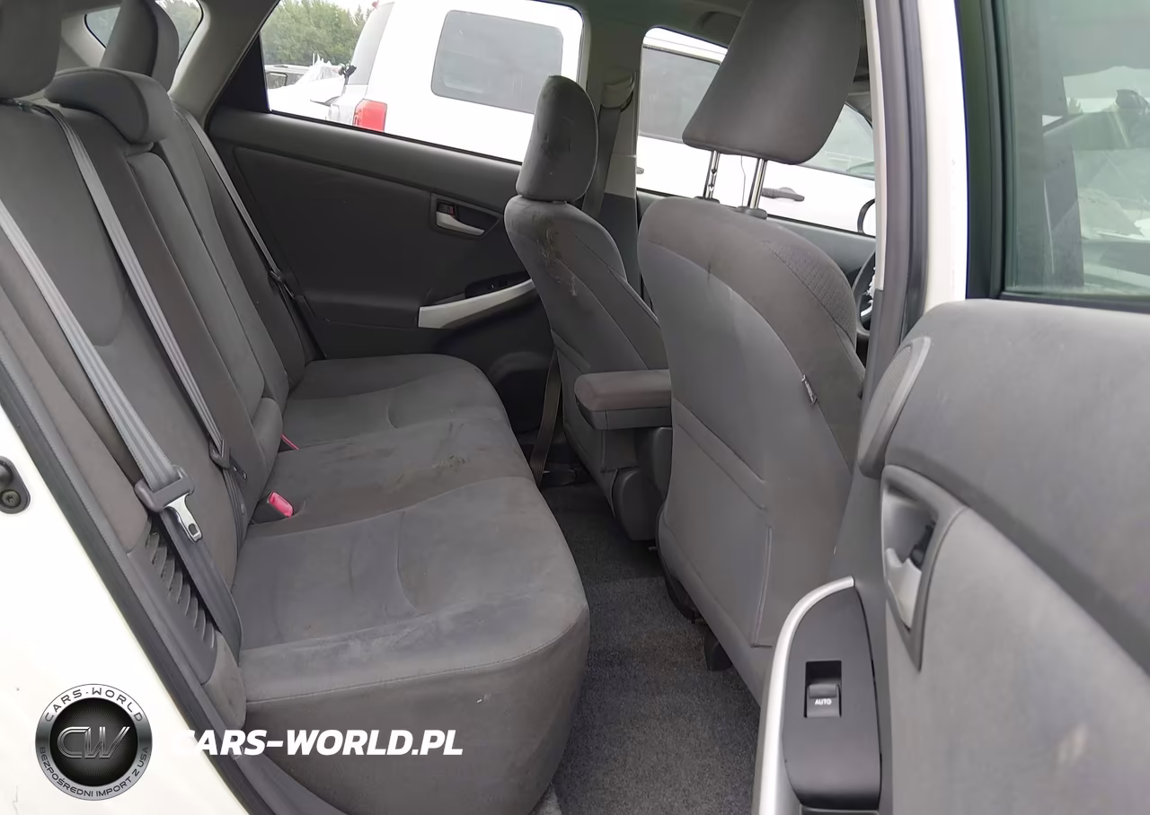 2011 Toyota Prius Three VIN:JTDKN3DU8B5311450 - 8