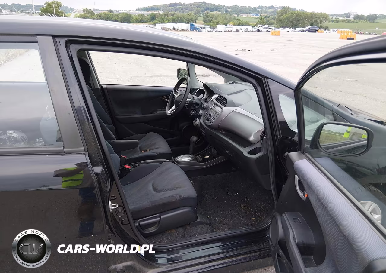 2009 Honda Fit Sport VIN:JHMGE88439S057282 - 5