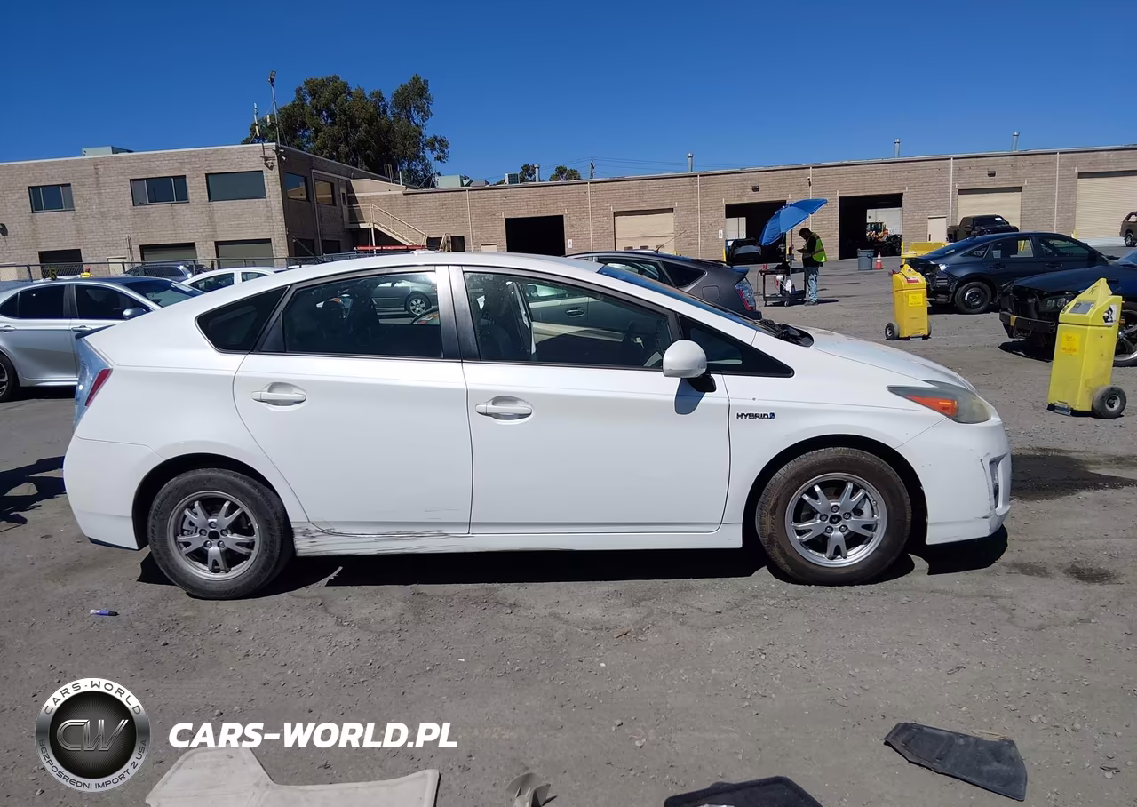 2010 Toyota Prius Iii VIN:JTDKN3DU1A0135482 - 13