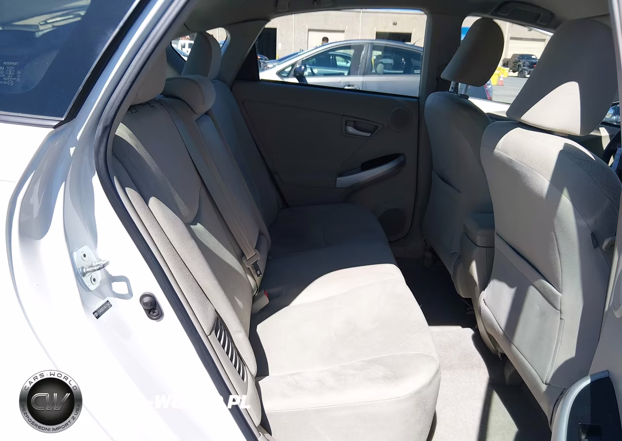 2010 Toyota Prius Iii VIN:JTDKN3DU1A0135482 - 8