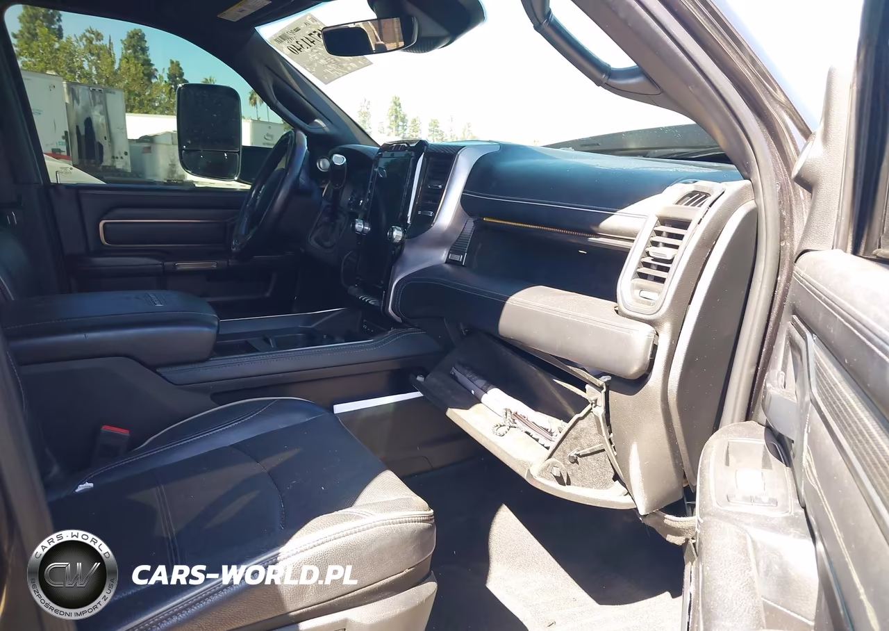 2019 Ram 2500 Limited 4X4 6'4 Box VIN:3C6UR5SL9KG714159 - 5