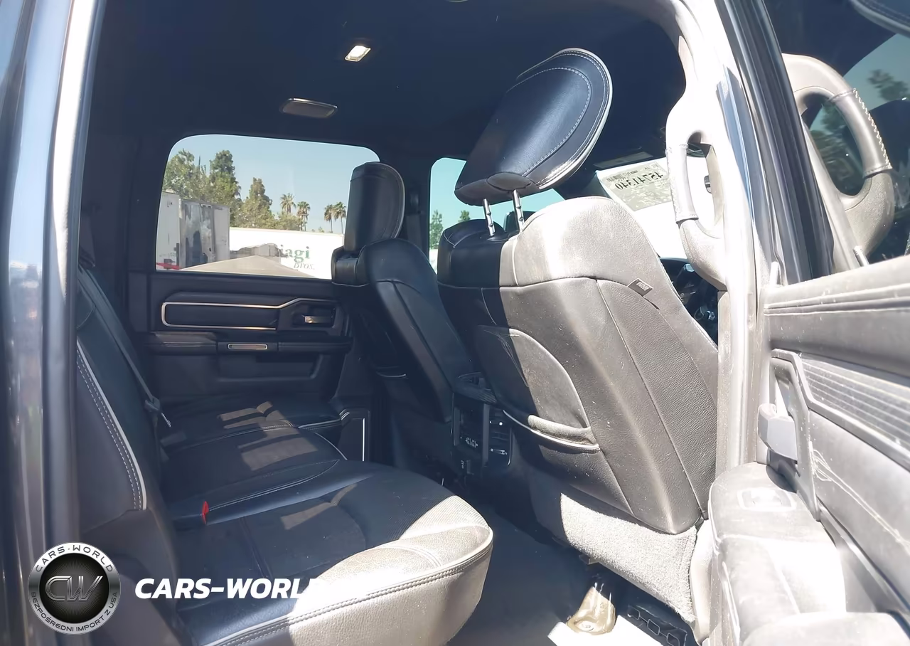 2019 Ram 2500 Limited 4X4 6'4 Box VIN:3C6UR5SL9KG714159 - 8