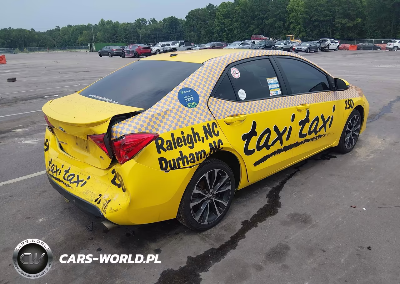 2019 Toyota Corolla Se VIN:5YFBURHE3KP892206 - 4