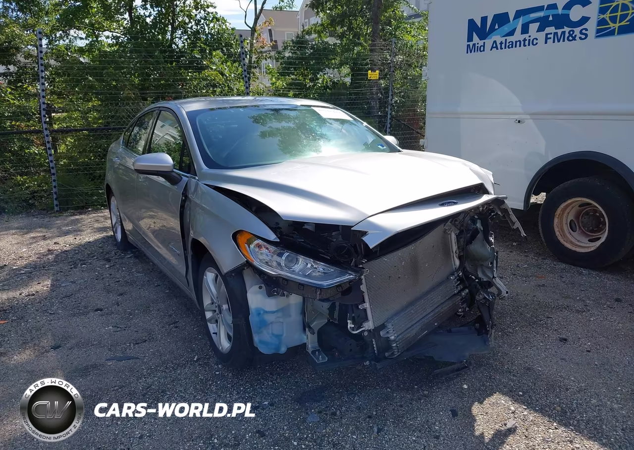 2018 Ford Fusion Hybrid S – zdjęcie 1 z 18