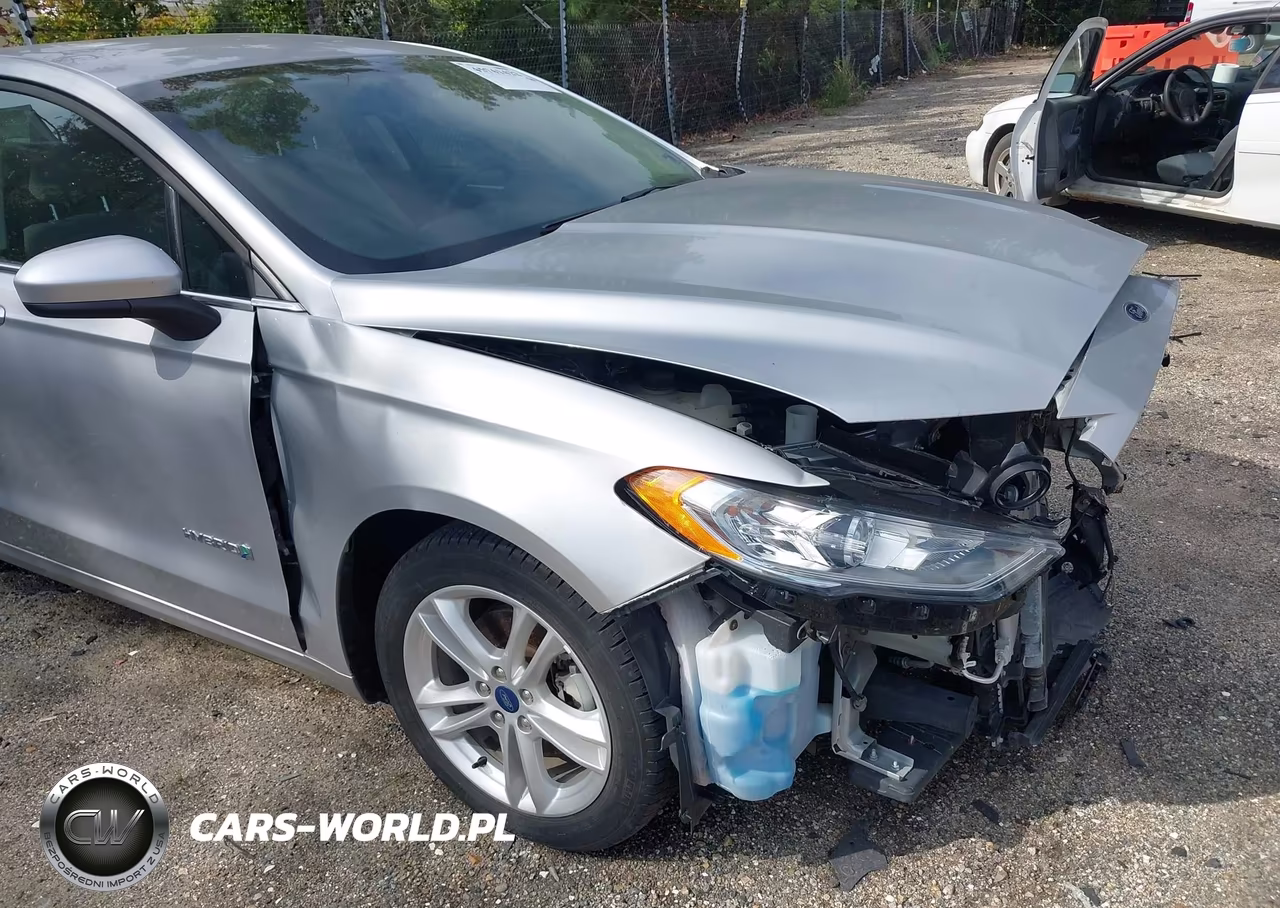 2018 Ford Fusion Hybrid S VIN:3FA6P0UU5JR254622 - 13