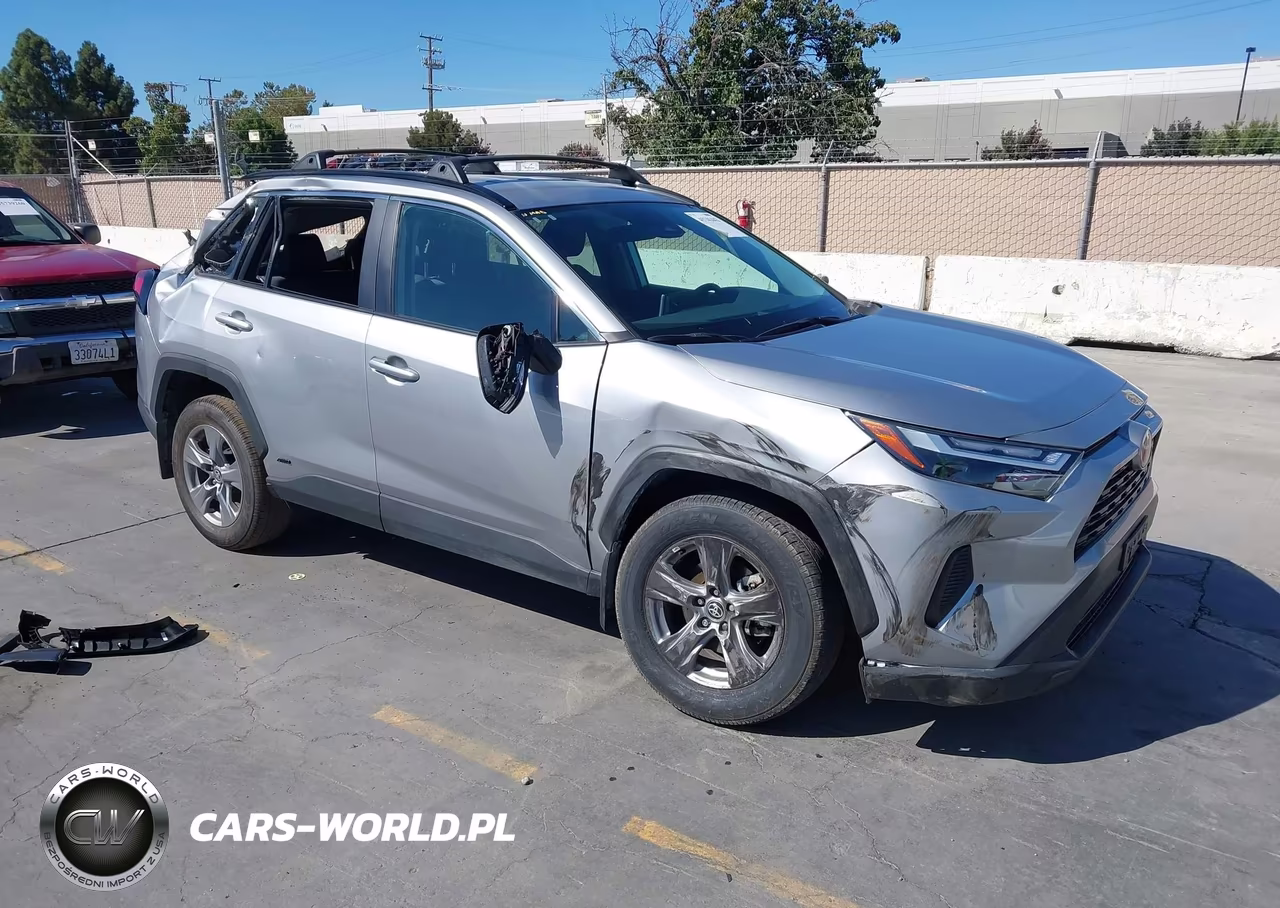 2025 Toyota Rav4 Hybrid Xle – zdjęcie 1 z 17