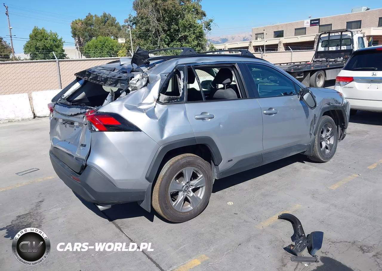 2025 Toyota Rav4 Hybrid Xle VIN:4T3RWRFV7SU184784 - 4