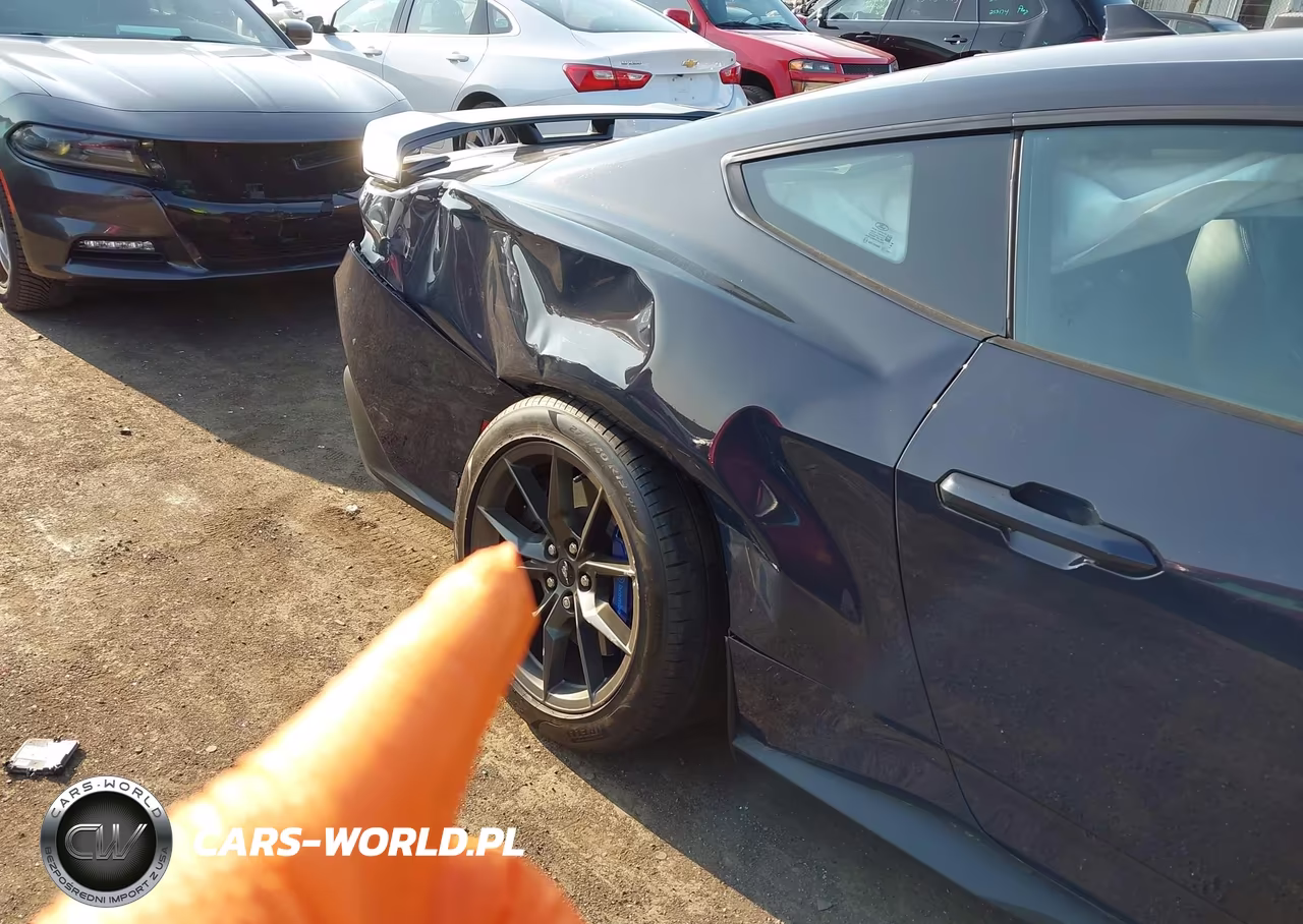 2024 Ford Mustang Dark Horse Fastback VIN:1FA6P8R08R5501036 - 17