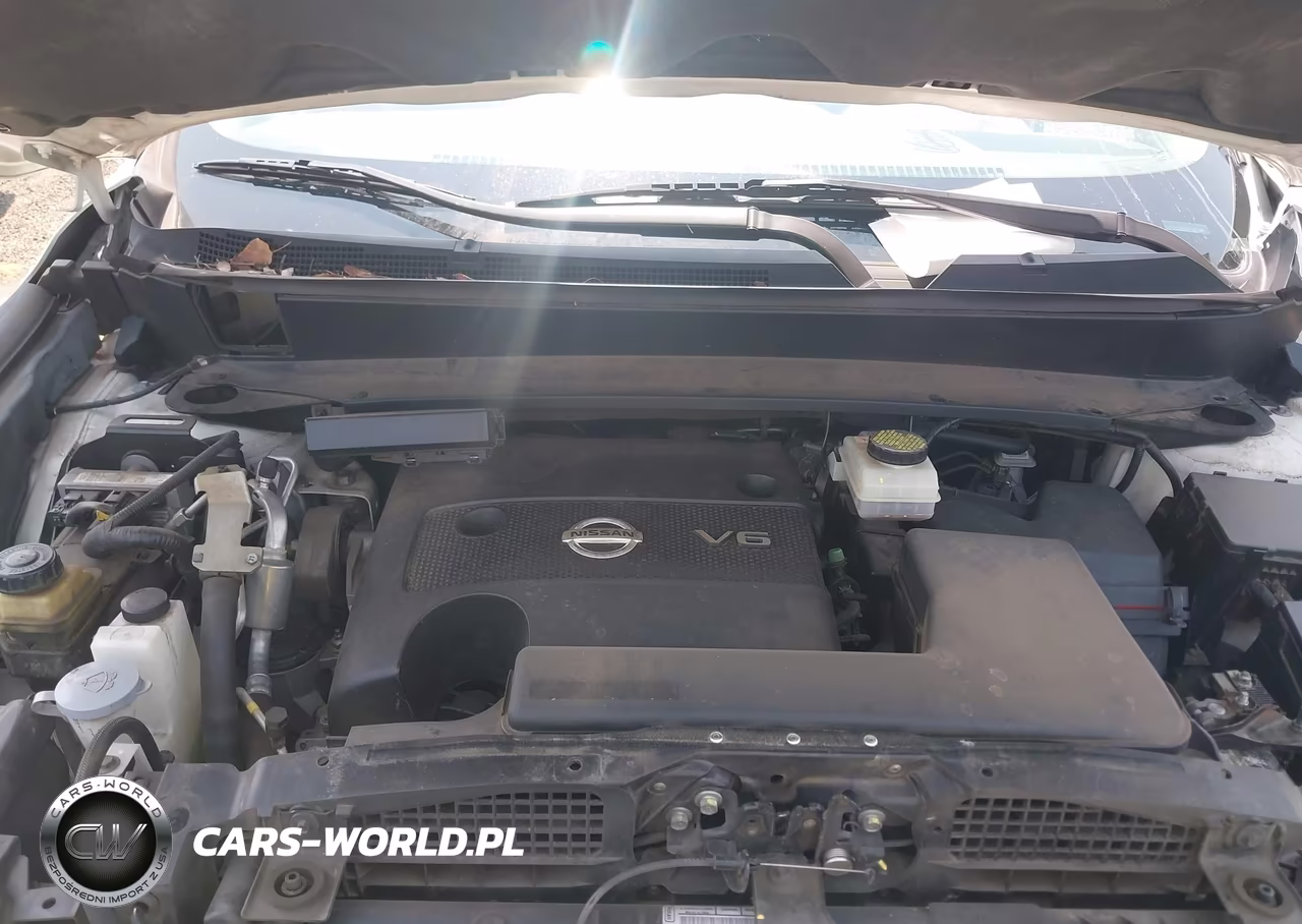 2015 Nissan Pathfinder Platinum VIN:5N1AR2MN2FC644758 - 10