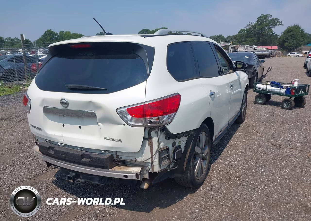 2015 Nissan Pathfinder Platinum VIN:5N1AR2MN2FC644758 - 4