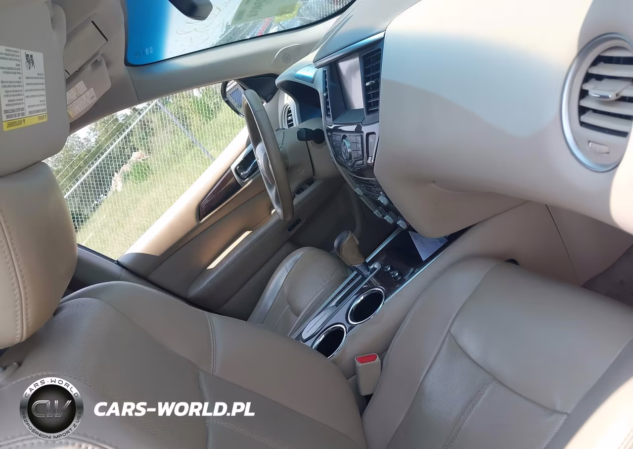 2015 Nissan Pathfinder Platinum VIN:5N1AR2MN2FC644758 - 5