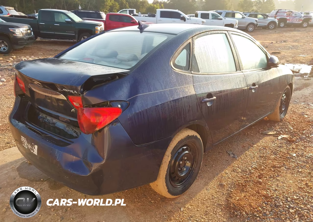 2010 Hyundai Elantra Gls VIN:KMHDU4AD5AU870976 - 4
