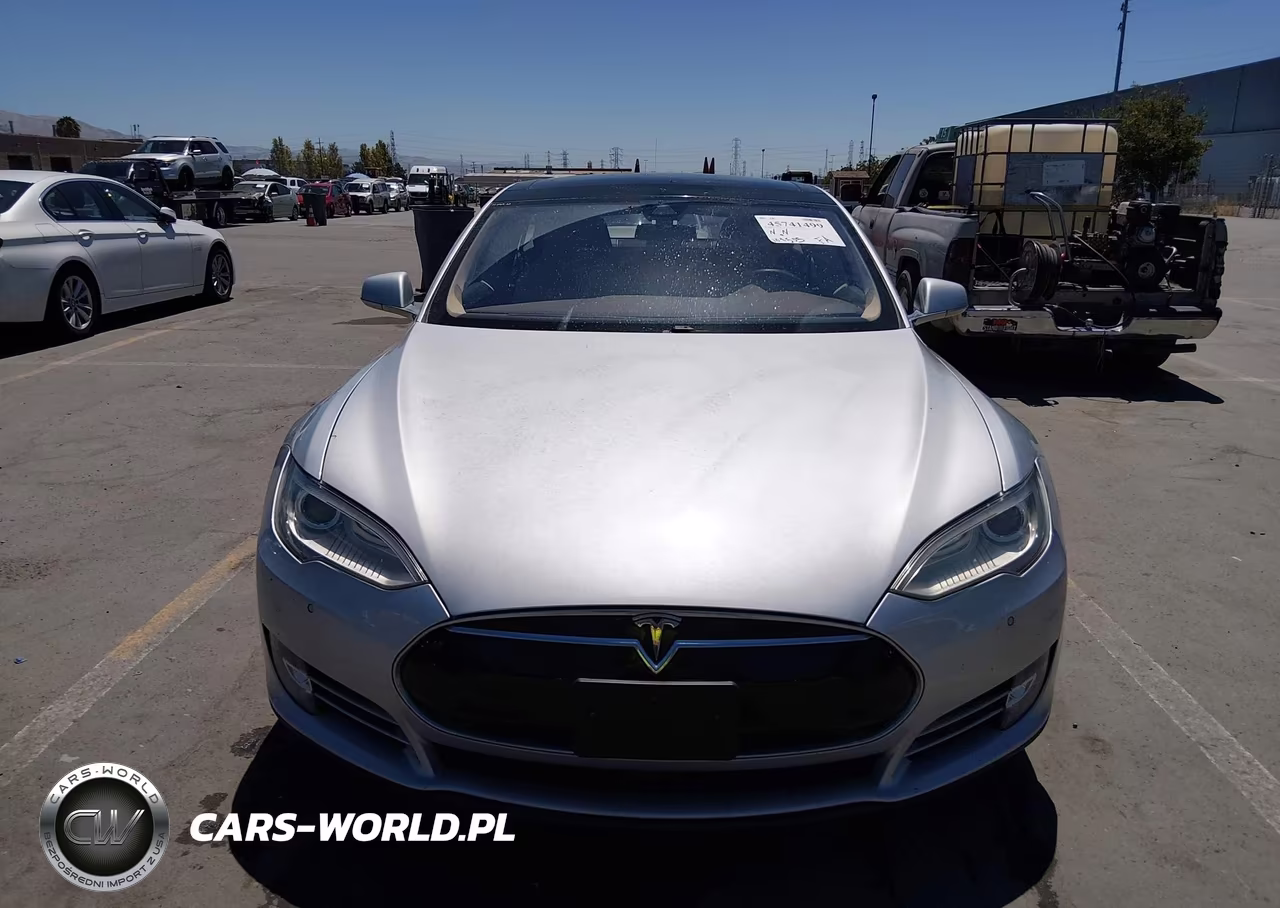 2015 Tesla Model S 60-70-85 VIN:5YJSA1H16FF083999 - 11