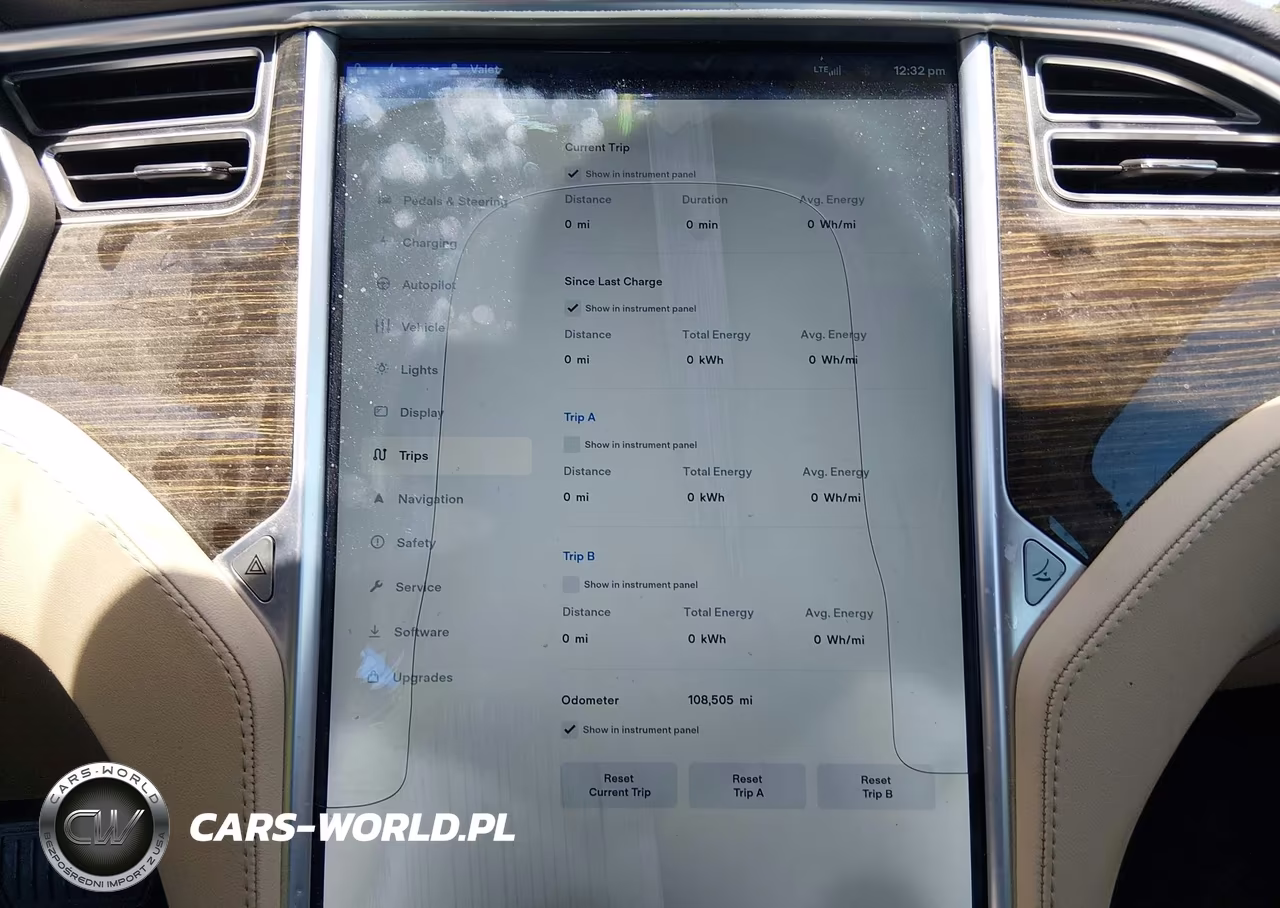 2015 Tesla Model S 60-70-85 VIN:5YJSA1H16FF083999 - 14