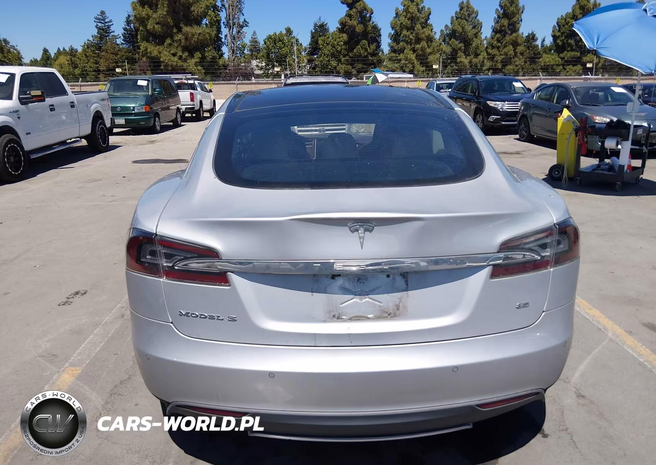 2015 Tesla Model S 60-70-85 VIN:5YJSA1H16FF083999 - 15
