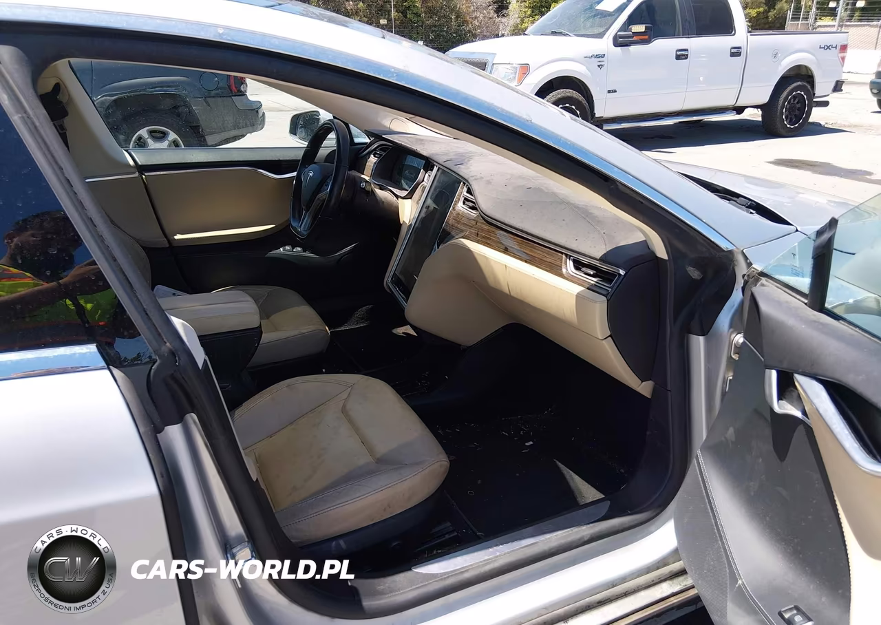 2015 Tesla Model S 60-70-85 VIN:5YJSA1H16FF083999 - 5